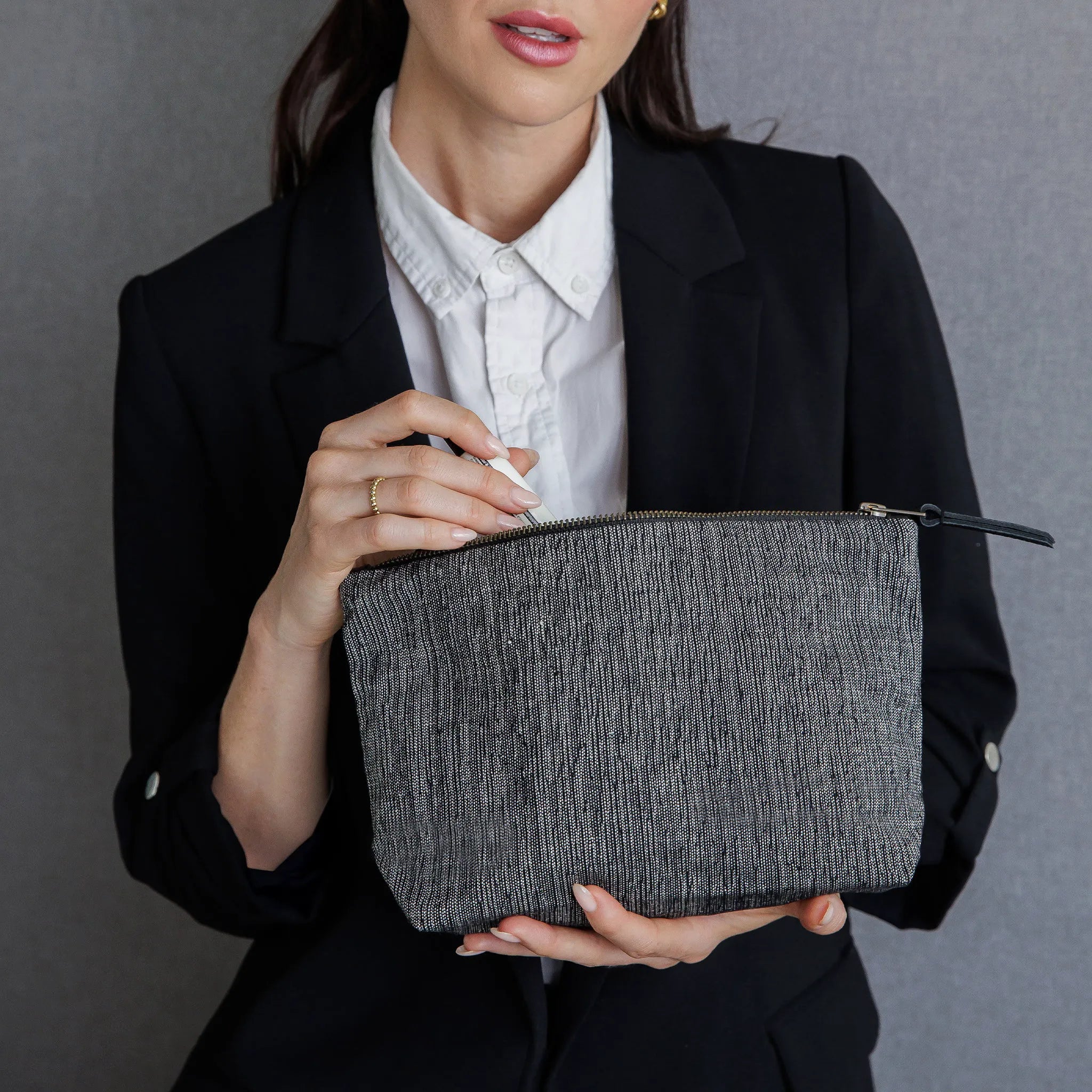 Heathered Black