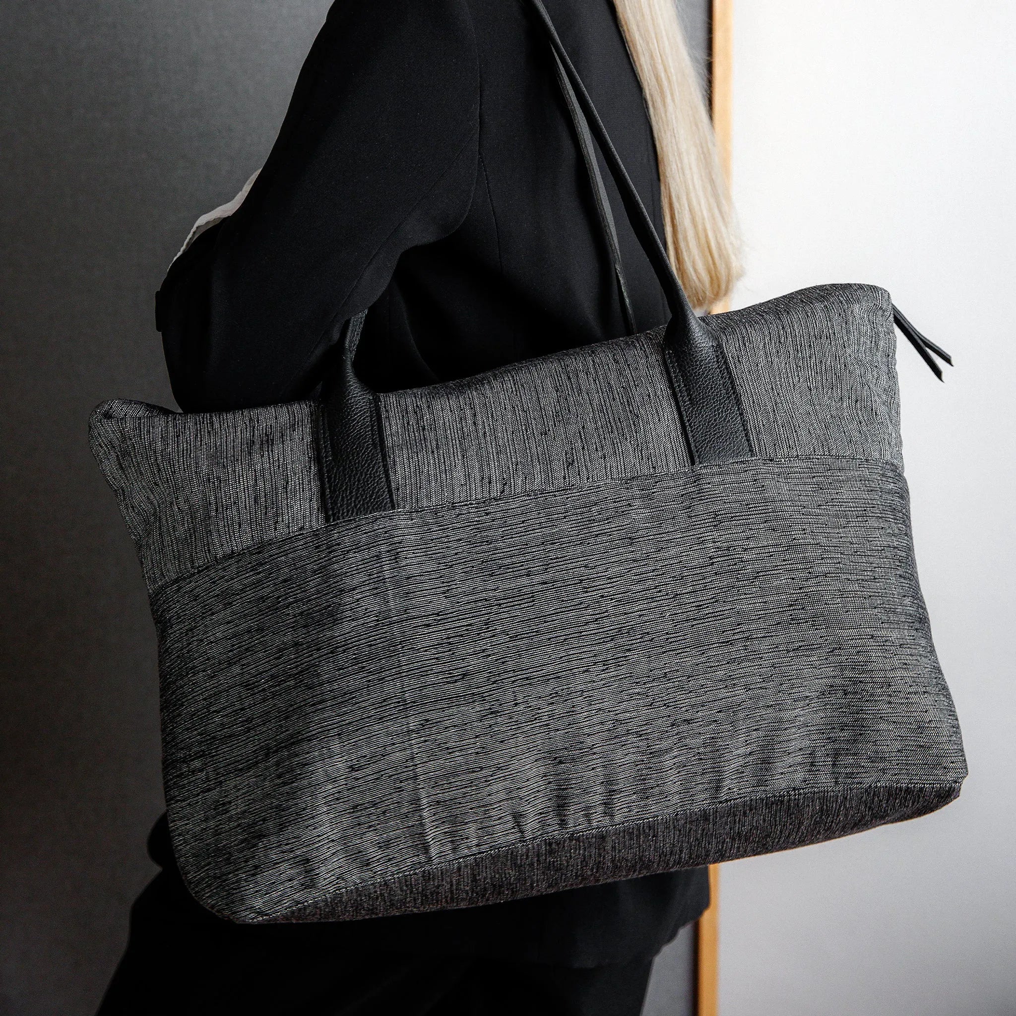Heathered Black